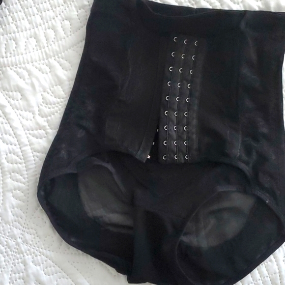 BUNDLE : Like New 2 items tummy control shapewear,  never used. - Picture 3 of 7
